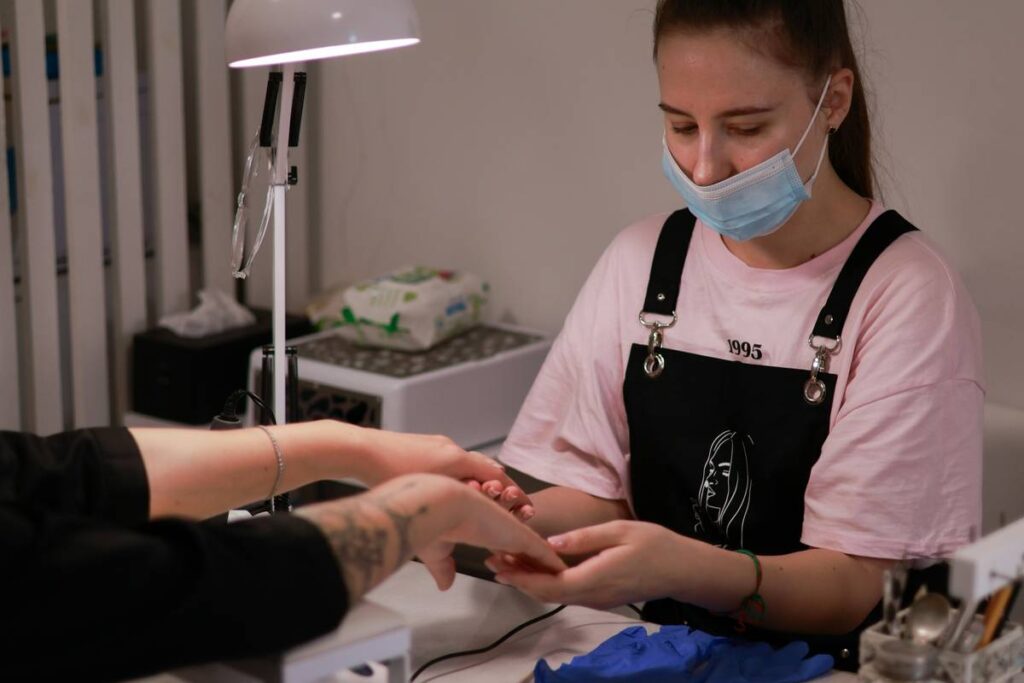 Why Your Manicure Fails Without a Nail Surface Smoother